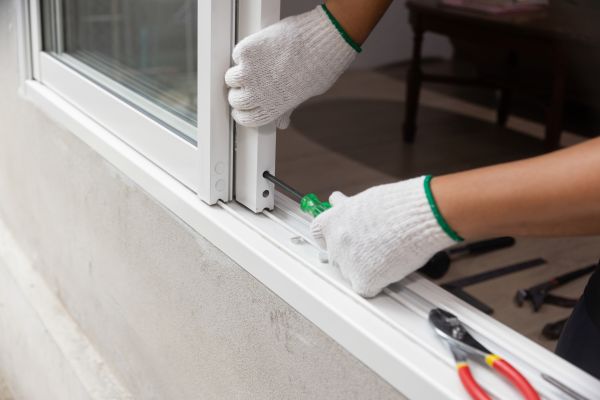 Cost of Window Track Replacement in Gaithersburg