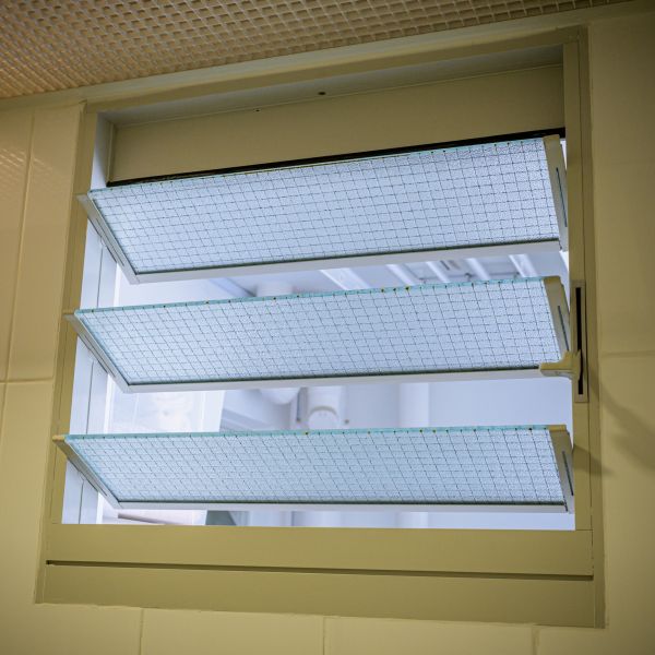 Cost of Slatted Window Repair in Gaithersburg