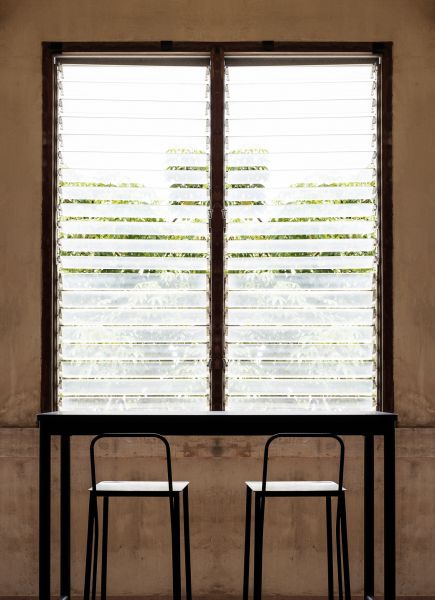 Cost of Louvre Window Repair in Gaithersburg