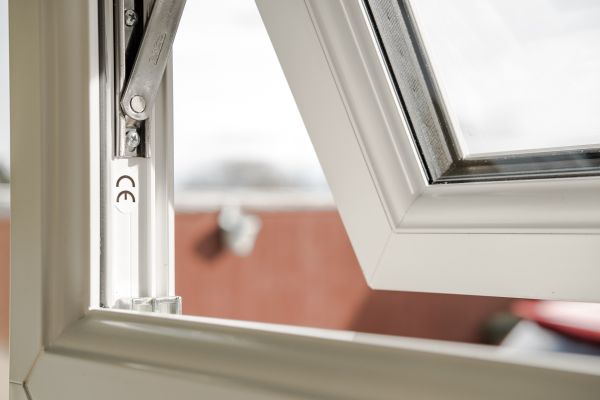 Cost of Window Hinge Replacement in Gaithersburg